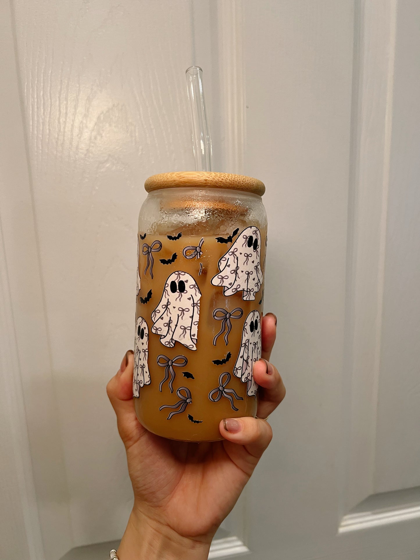 Spooky Ghost Bow Glass